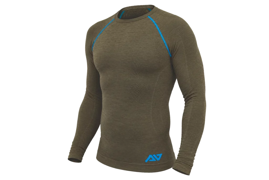 Arc'Warm presenta Terra Dual, su nueva ropa técnica para moto 3 Camiseta técnica Austral Warm Terra Dual vista desde la parte delantera