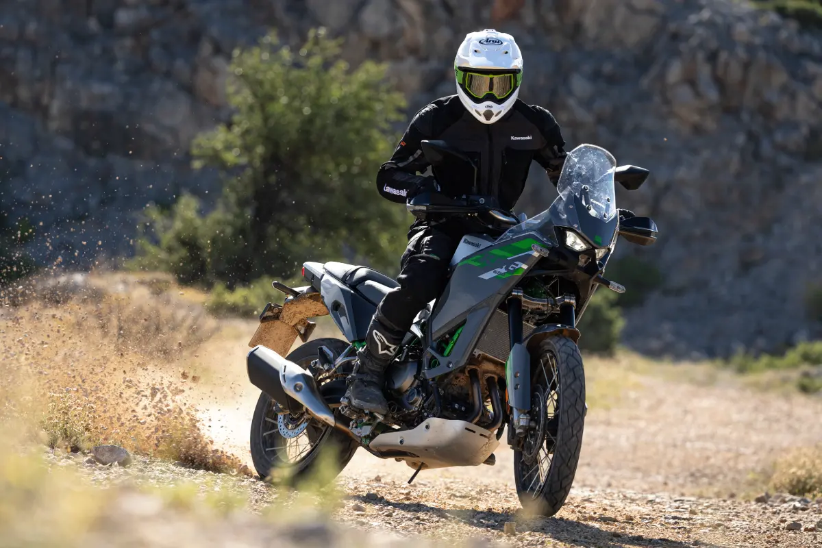 Así es la KLE650, la nueva adventure de media cilindrada de Kawasaki 3 Así es la KLE650, la nueva adventure de media cilindrada de Kawasaki