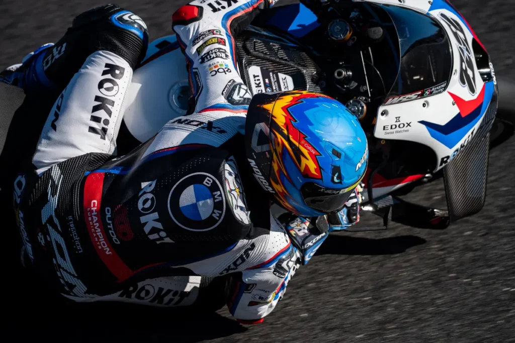 Miguel Oliveira pilotando en circuito con el Nolan X-804 RS Ultra Carbon